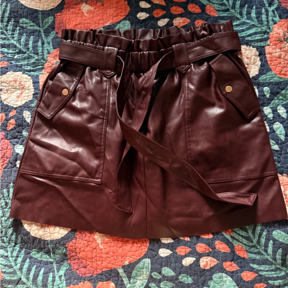 Marc New York Maroon Leather Paperbag Waist Mini Skirt  Size Large